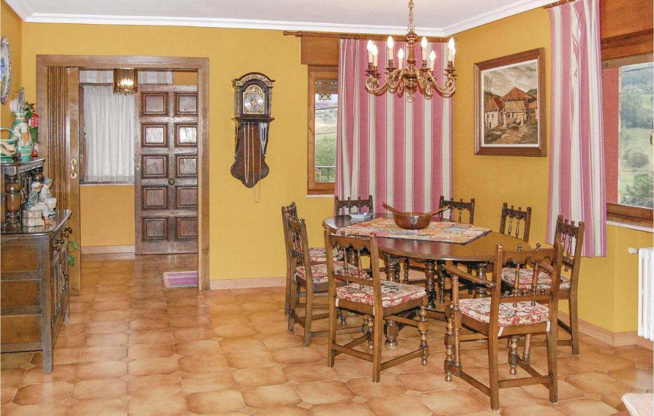 Gorgeous Home In Pilona With Kitchen La Pinera المظهر الخارجي الصورة
