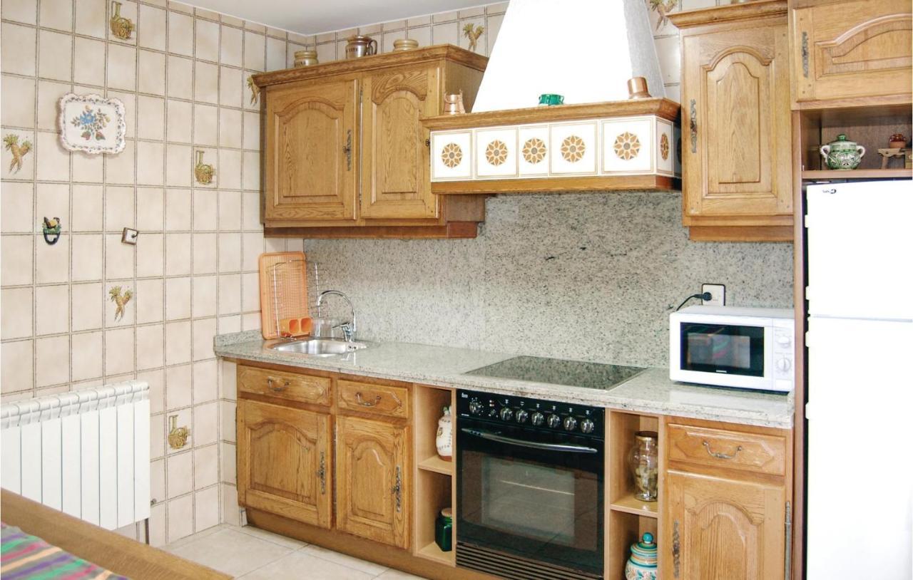 Gorgeous Home In Pilona With Kitchen La Pinera المظهر الخارجي الصورة